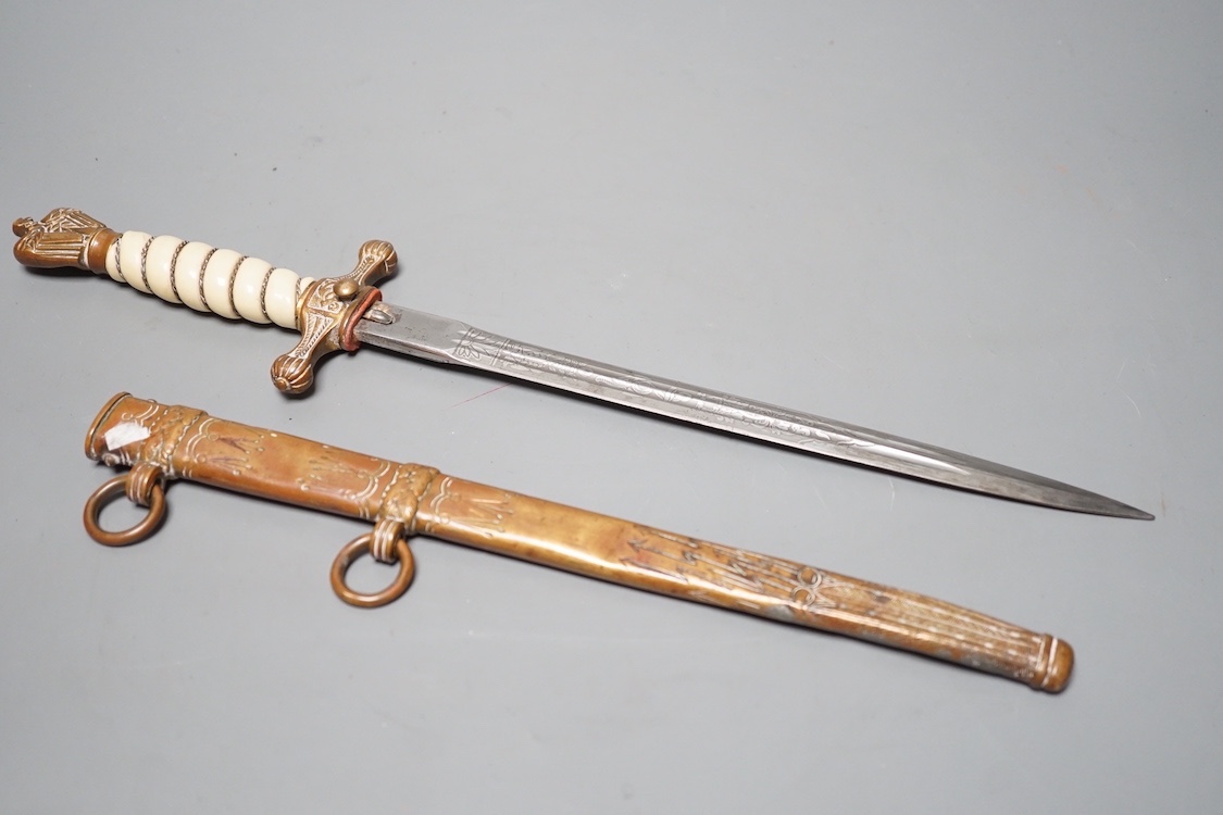 A Third Reich kriegsmarine naval officer’s dagger, 41.5 cms long.